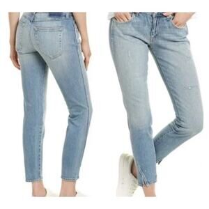 Amo Twist Jeans in Sweet Cheeks Distressed Size 28